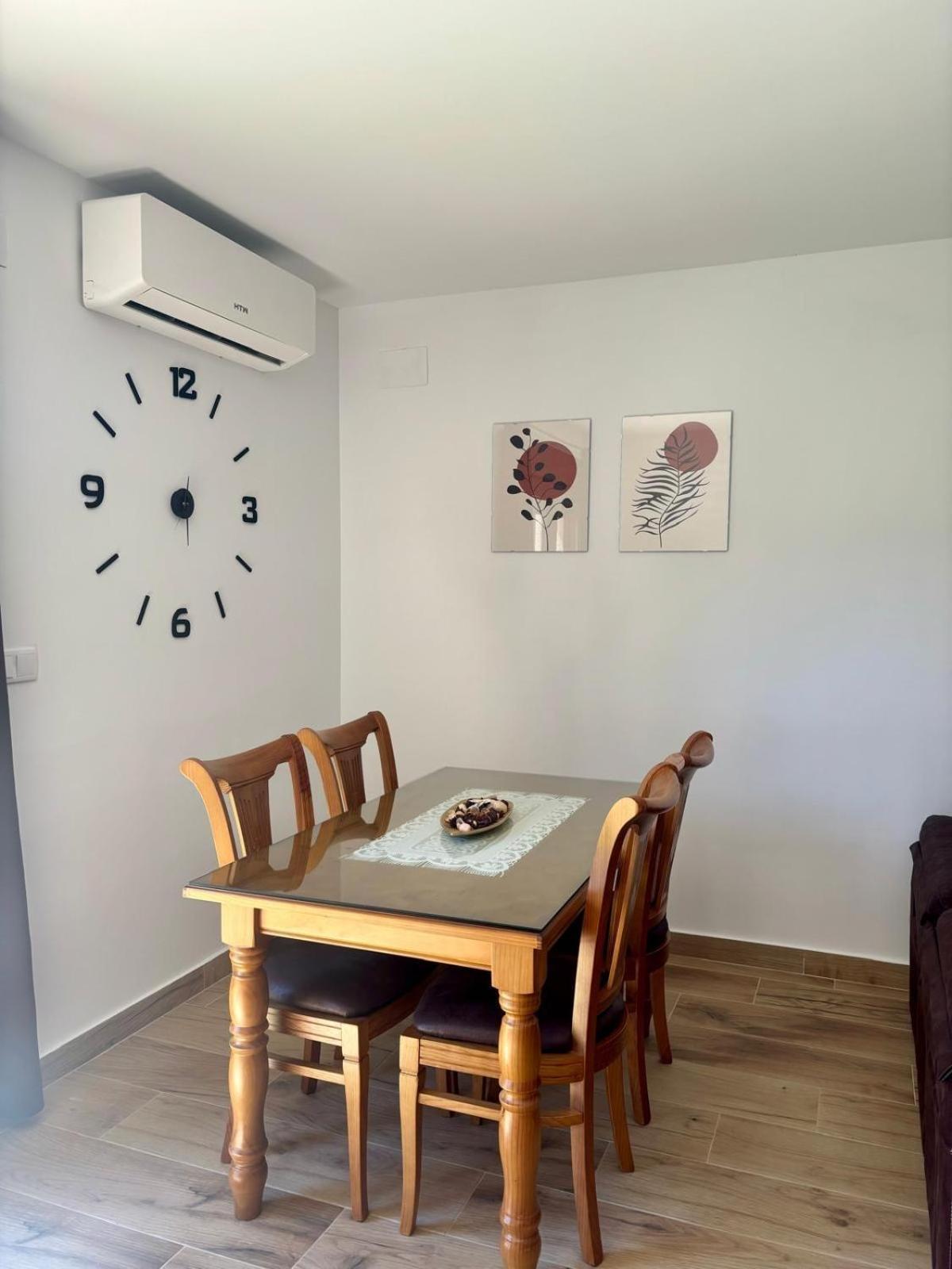 El Hondon Del Lugar Appartement Hoyos Buitenkant foto